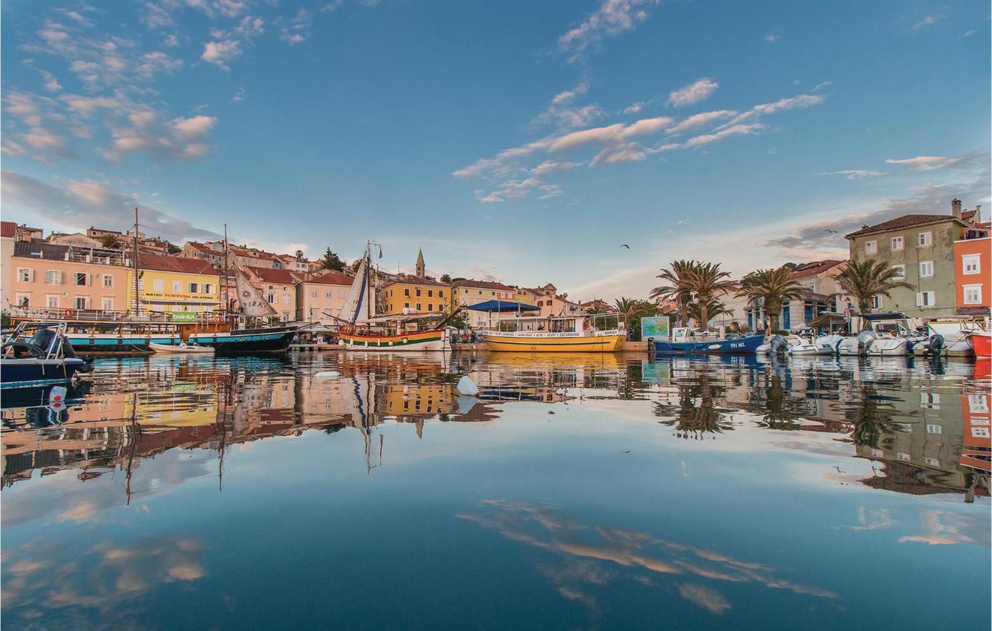 Amazing Apartment In Mali Losinj With Wifi Exterior foto